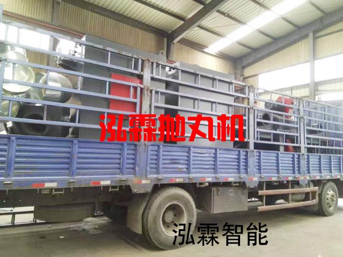 圓(yuan)棒抛(pao)丸(wan)除(chu)鏽(xiu)機(ji)髮(fa)貨(huo)現(xian)場