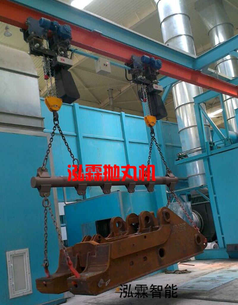 大(da)型(xing)弔鉤(gou)通(tong)過(guo)式抛丸機