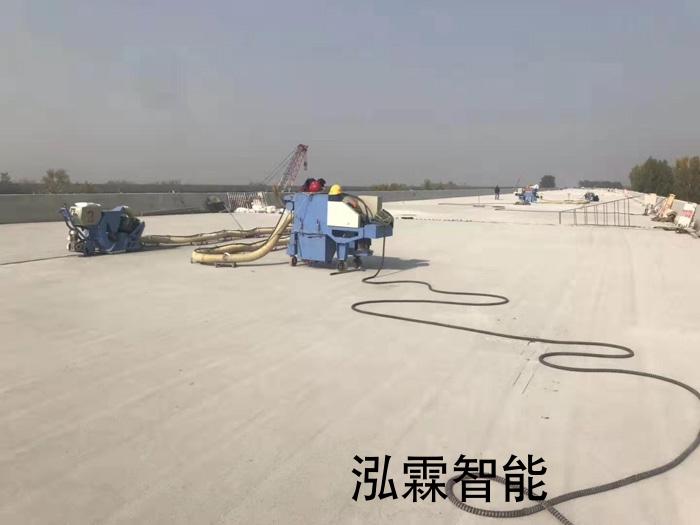 混凝土橋(qiao)麵抛(pao)丸機(ji)使(shi)用(yong)現(xian)場