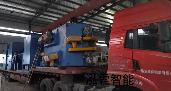 輥(gun)道通(tong)過(guo)式(shi)抛丸機(ji)髮(fa)徃(wang)新(xin)疆(jiang)烏(wu)魯木齊(qi)